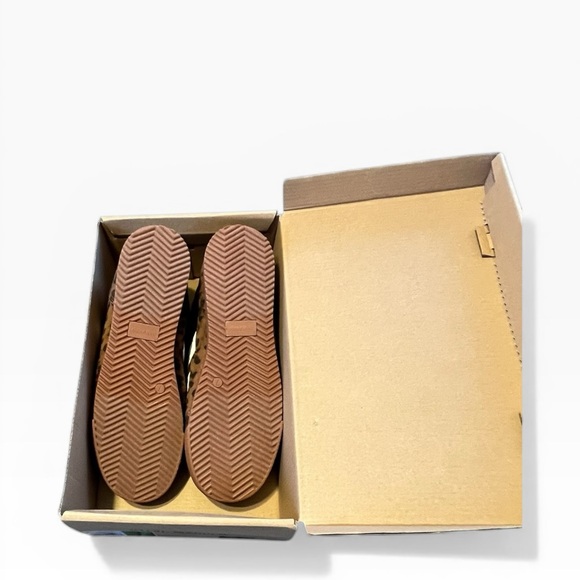 NEW Steve Madden Retro Suede Sneakers Shoes Women’s Size 7 Leopard Animal Print - Picture 9 of 10